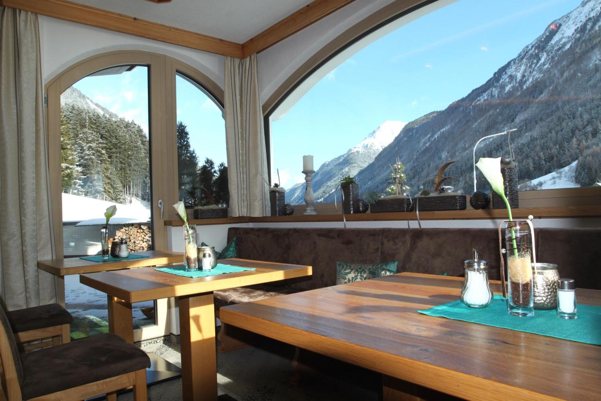 Alta Montagna Bed & Breakfast Mathon Exterior photo